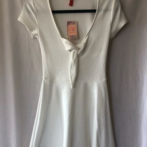 Perfect white fit & flare dress with sleeves